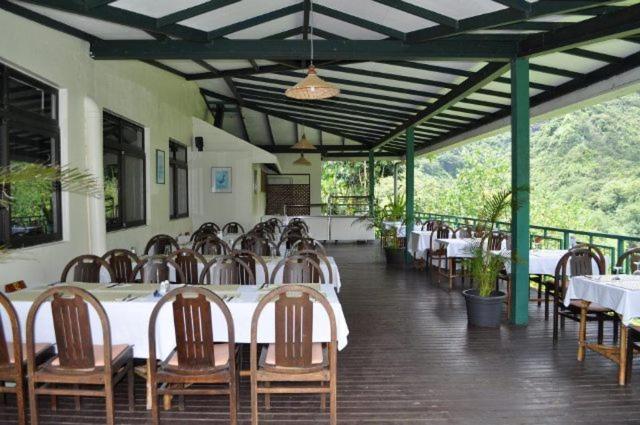 Le Relais De La Maroto Hotell Pirae Exteriör bild