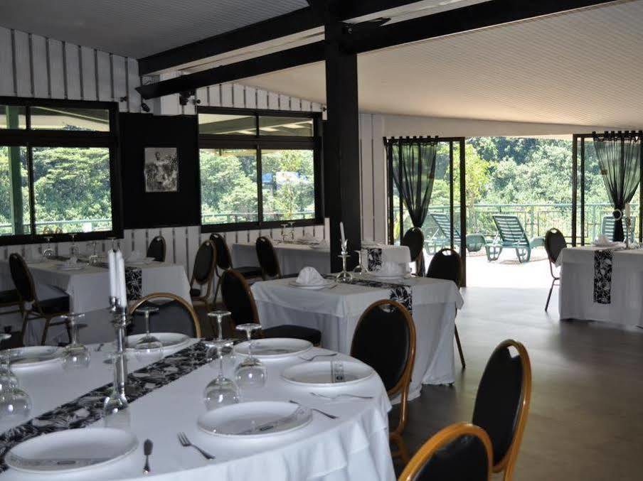 Le Relais De La Maroto Hotell Pirae Exteriör bild